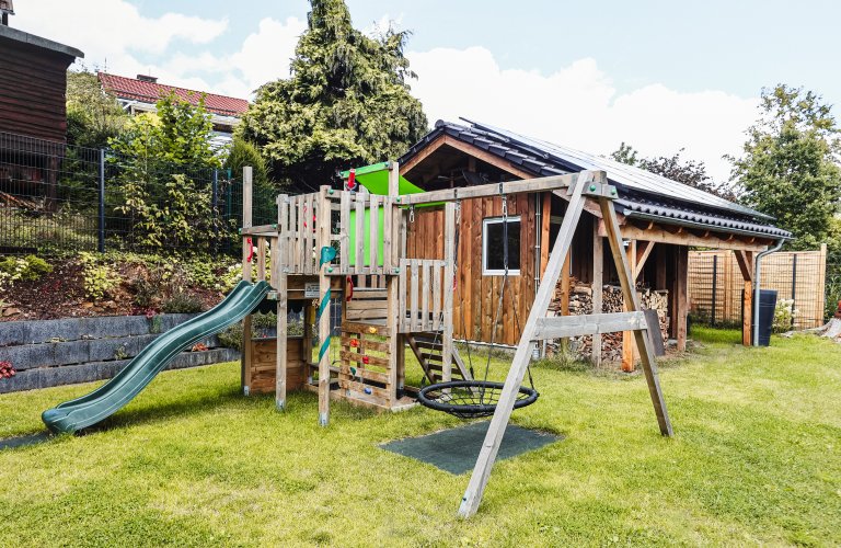 Ferienwohnung Ferienwohnung Morgentau, mit großen Garten und Aussicht