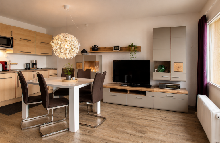 Ferienwohnung Morgennebel Lodge, mit Schwimmbad und Sauna